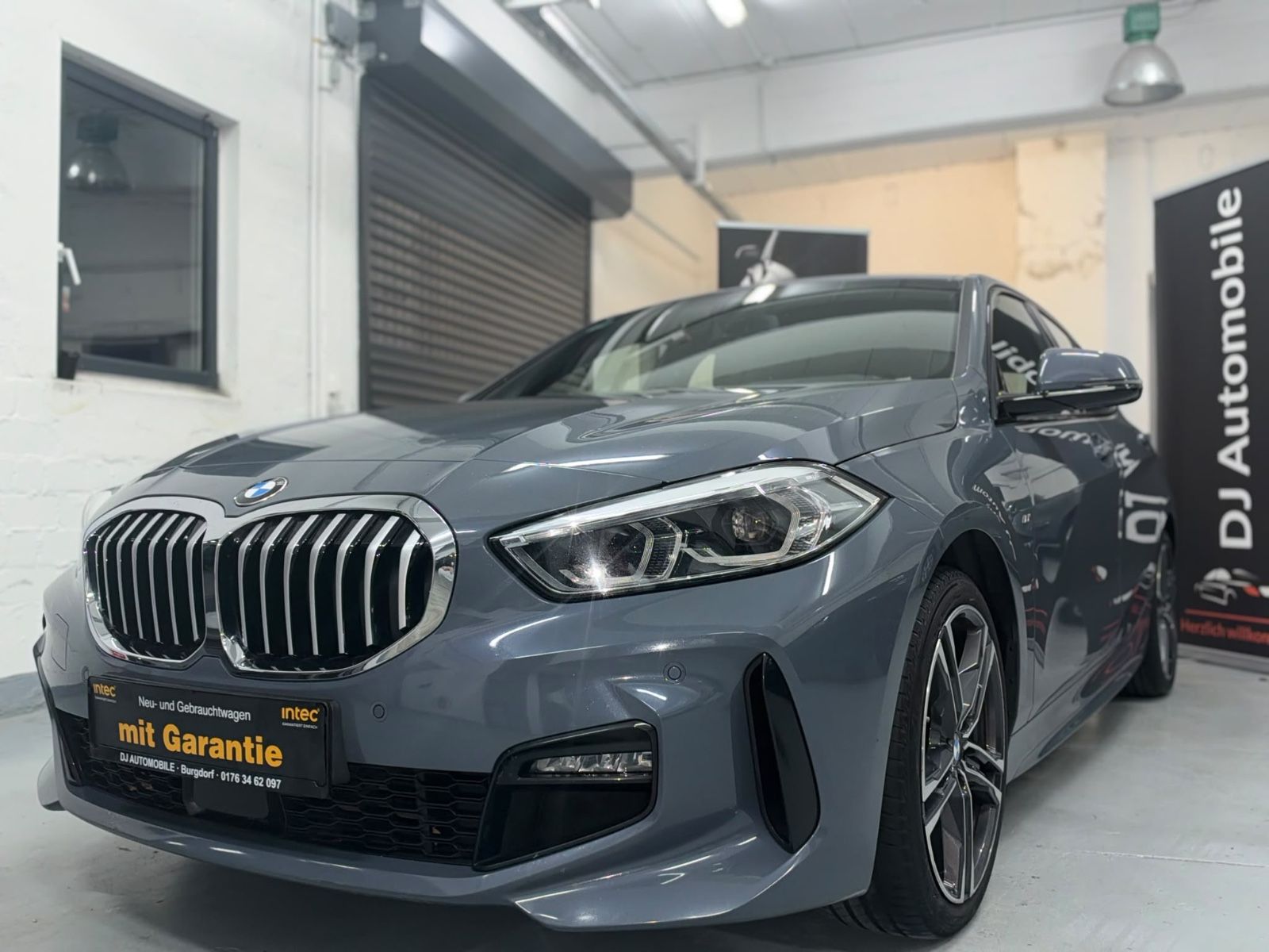 BMW 120d xDrive M Sport/Mod.2020/Shadow Line imagem 3