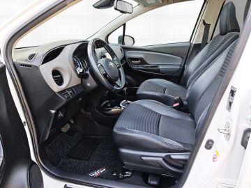 Toyota Yaris - 8