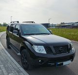 Nissan Pathfinder 2.5 dCi DPF LE 4WD Automatik LE - Nissan Pathfinder: Automatik