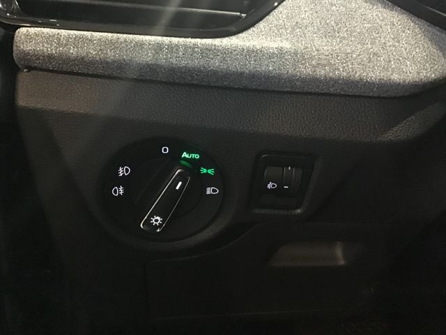 Fahrzeugabbildung Skoda Kamiq Selection 1.0 TSI DSG/ACC/Kamera/SmartLink