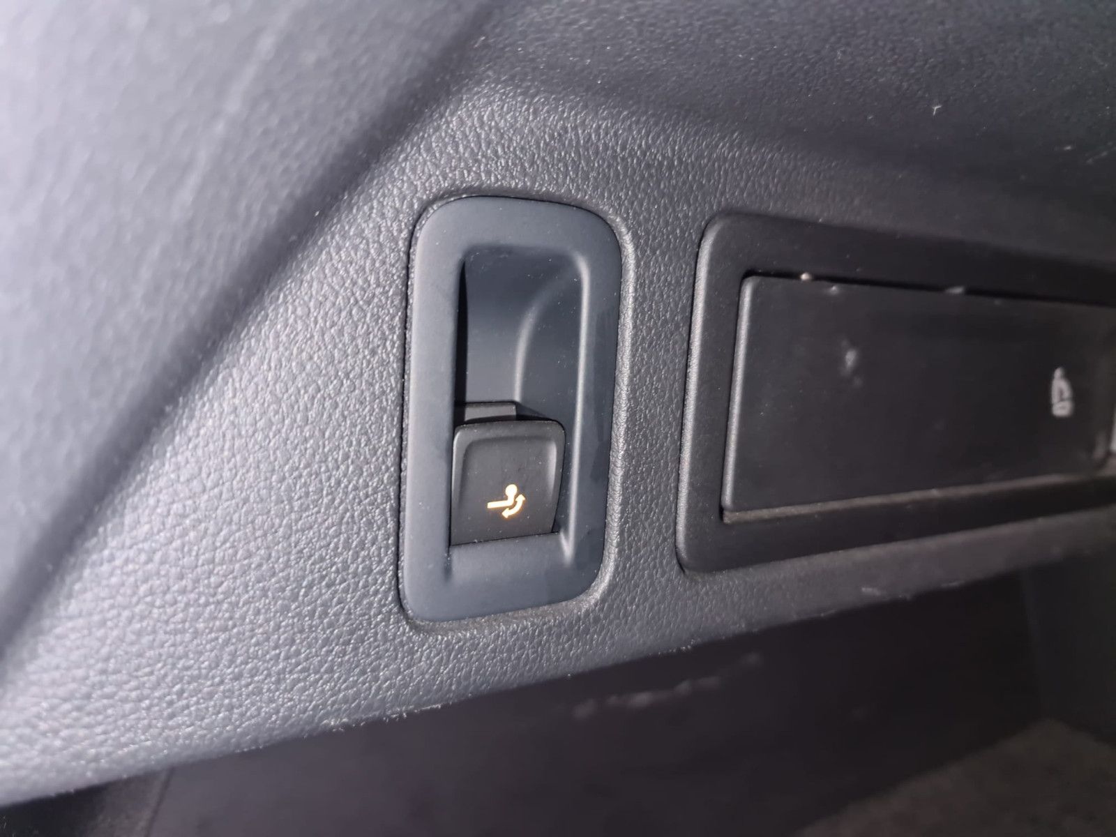Fahrzeugabbildung Volkswagen Tiguan Comfortline 4Motion/KAMERA