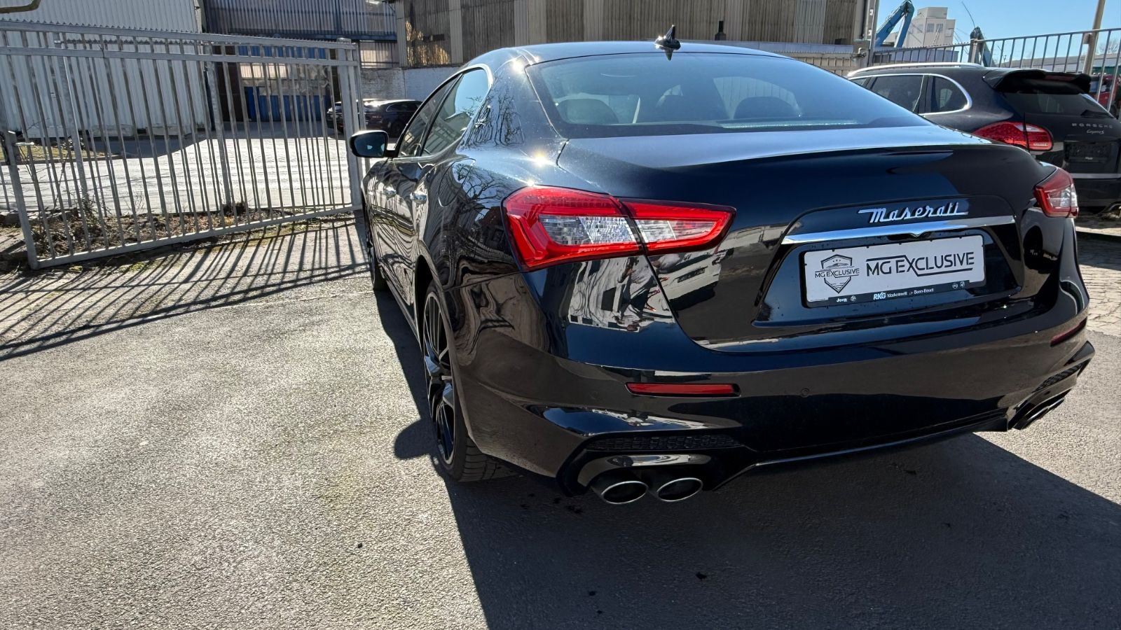 Fahrzeugabbildung Maserati Ghibli GranSport Diesel