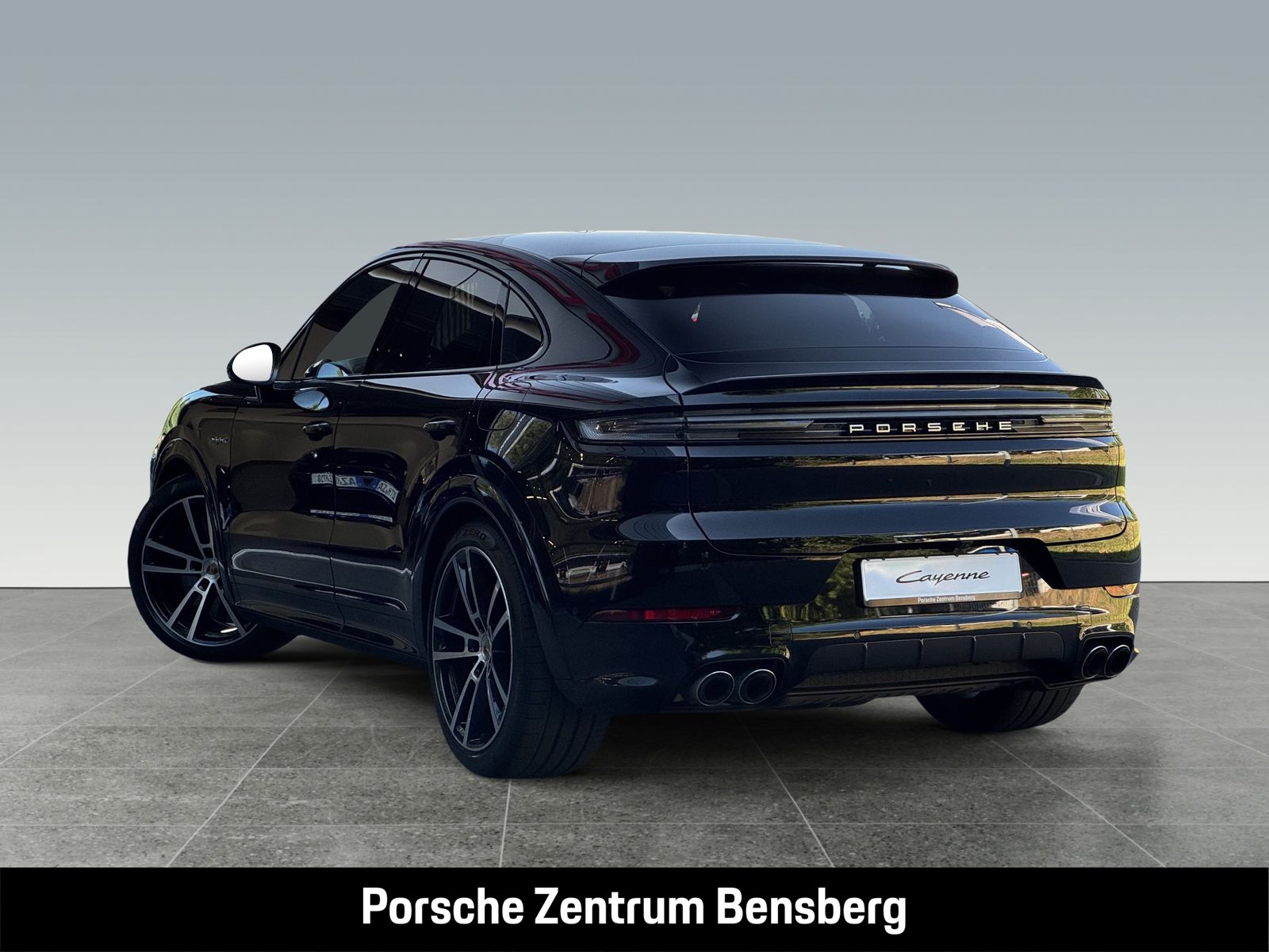 Porsche Cayenne Turbo E-Hybrid Coupé imagem 3