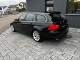 BMW 3 Touring 330d Automatik/Leder/Pano/AHK/Navi - gebrauchte BMW 330 aus dem Jahr 2010