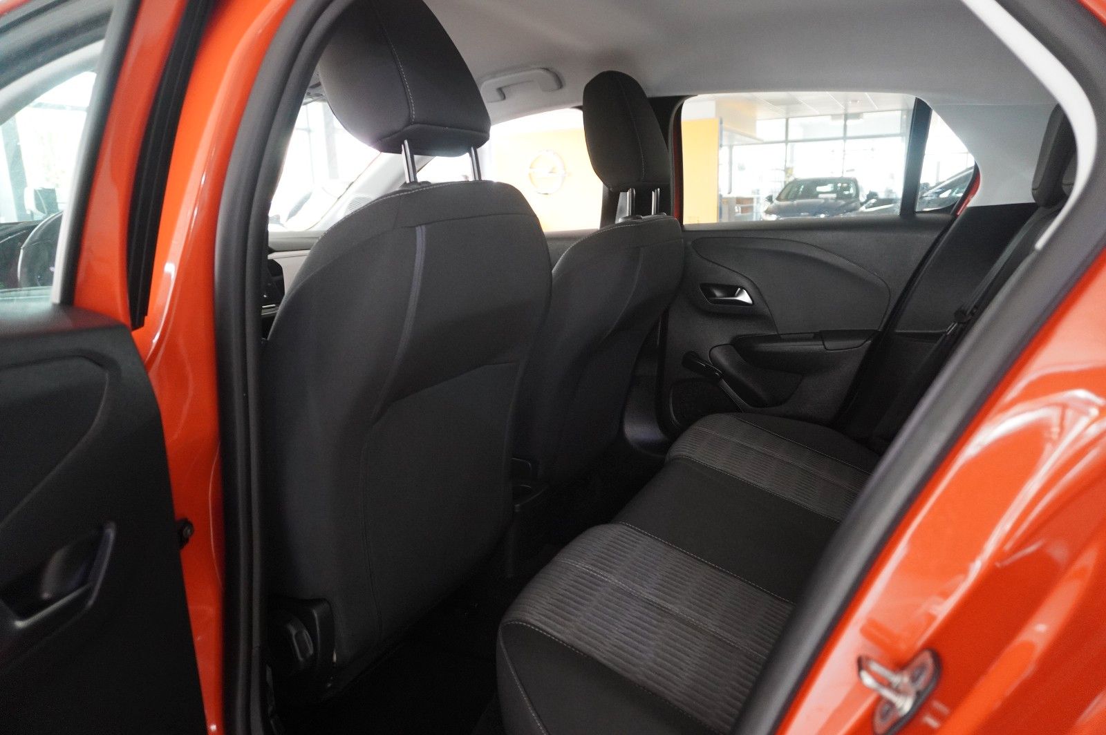Fahrzeugabbildung Opel Corsa-e F EDITION 3-PHASIG NAVI/VIRT./SPORT/DAB+