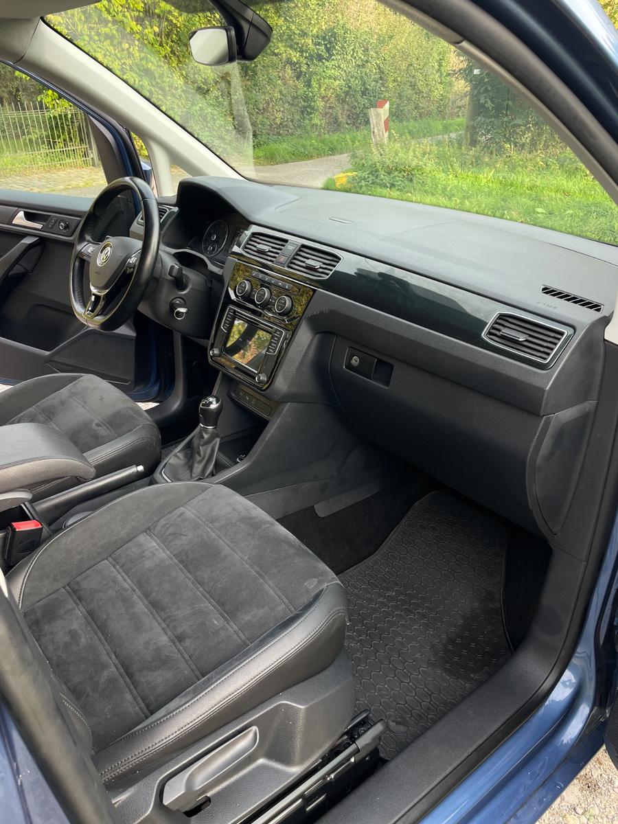 Volkswagen Caddy 1.4 TSI Highline 5-Sitzer 