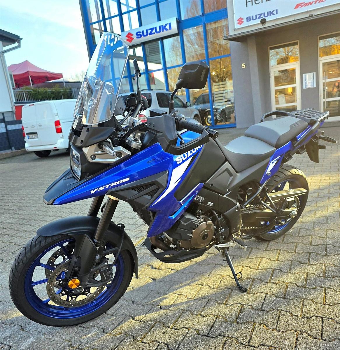 Suzuki V-Strom 1050 Adventure DL1050 (optional mit