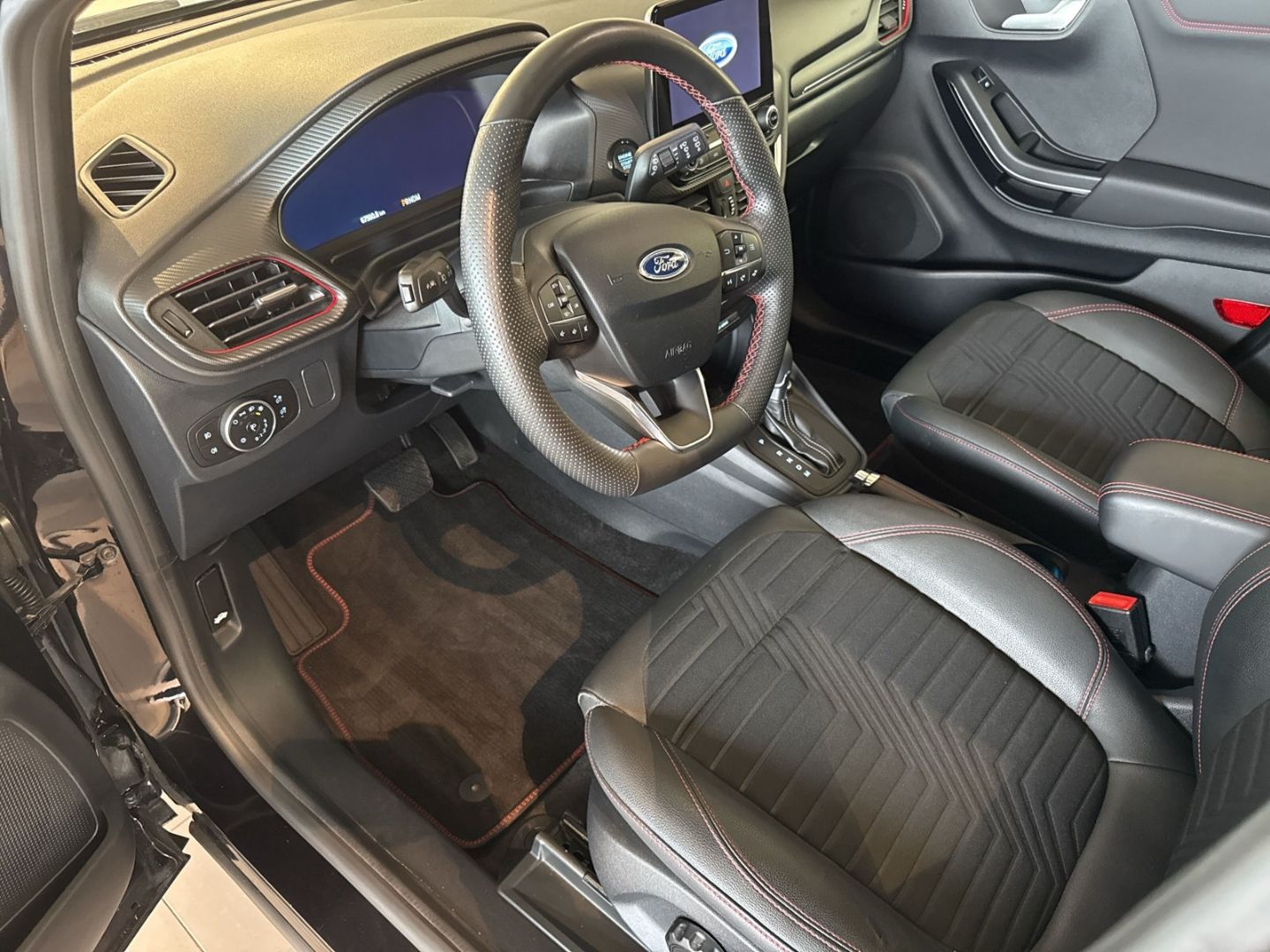 Fahrzeugabbildung Ford Puma ST-Line X AUTOMATIK GJR LED B&O Massagesitz