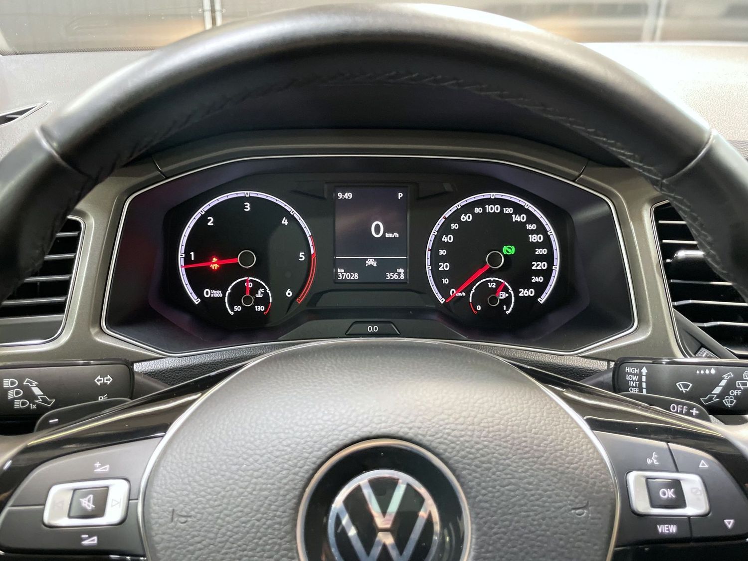 Fahrzeugabbildung Volkswagen T-Roc Style 4Motion #Kamera#CarPlay#Spur