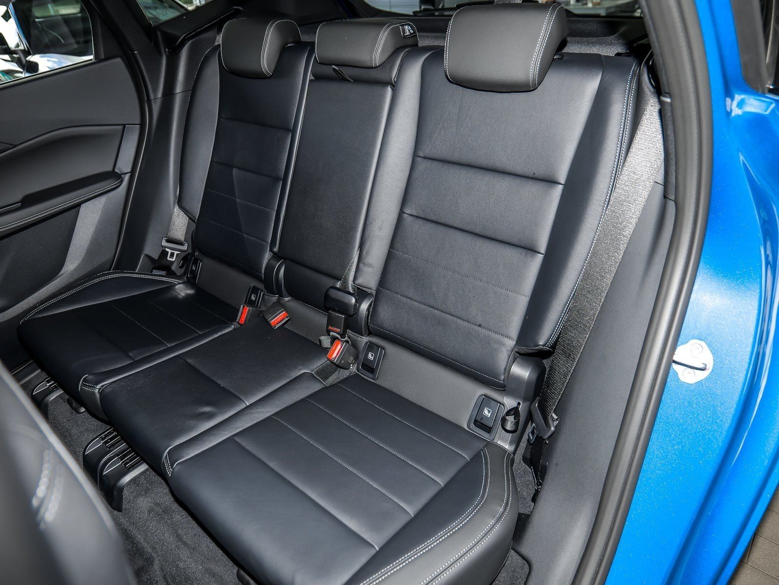 BMW 223 Active Tourer - Bild 19