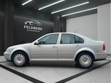 Volkswagen Bora 2.0 Basis - VW Gebrauchtwagen von 2000