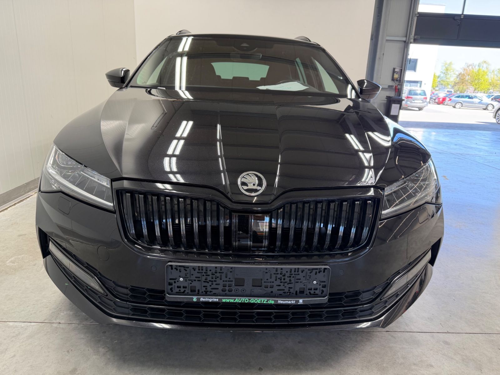Skoda Superb Combi Sportline 4x4*DSG*Columbus*200PS* imagem 3