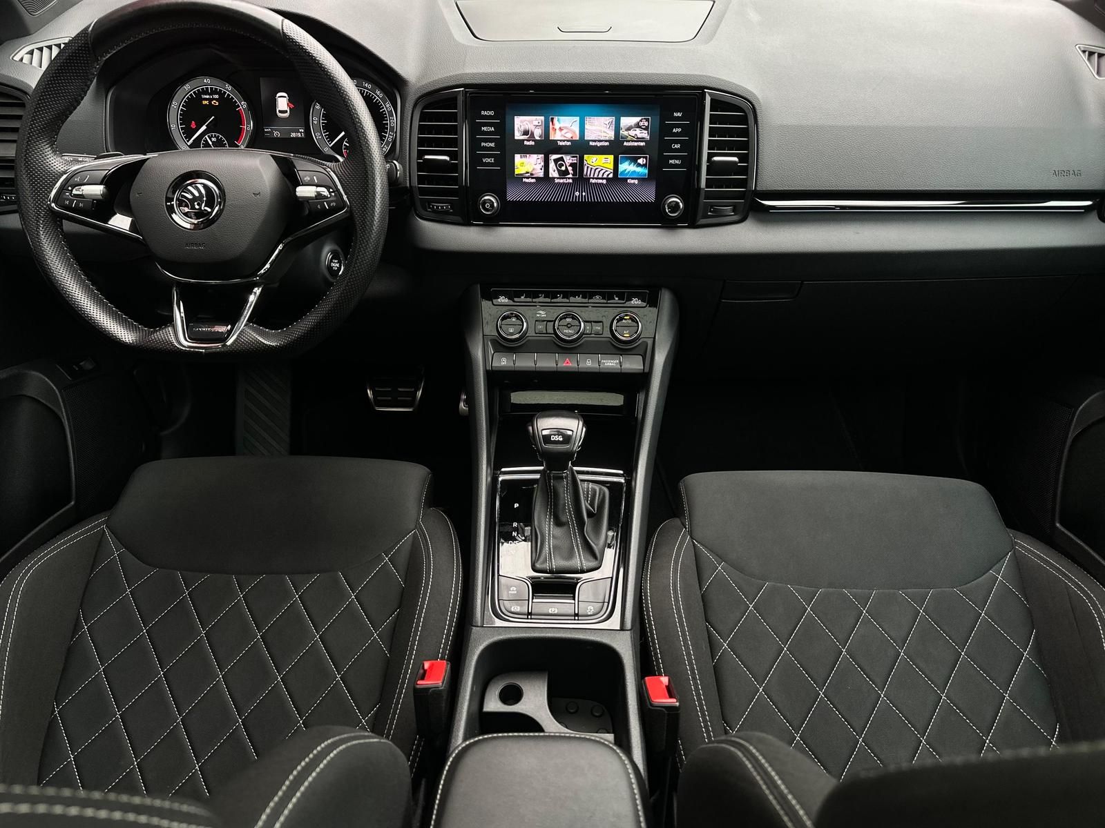 SKODA Karoq 1.5TSI SPORTLINE LED#AHK#PANO#TEMPO#PDC#FH - Image 10