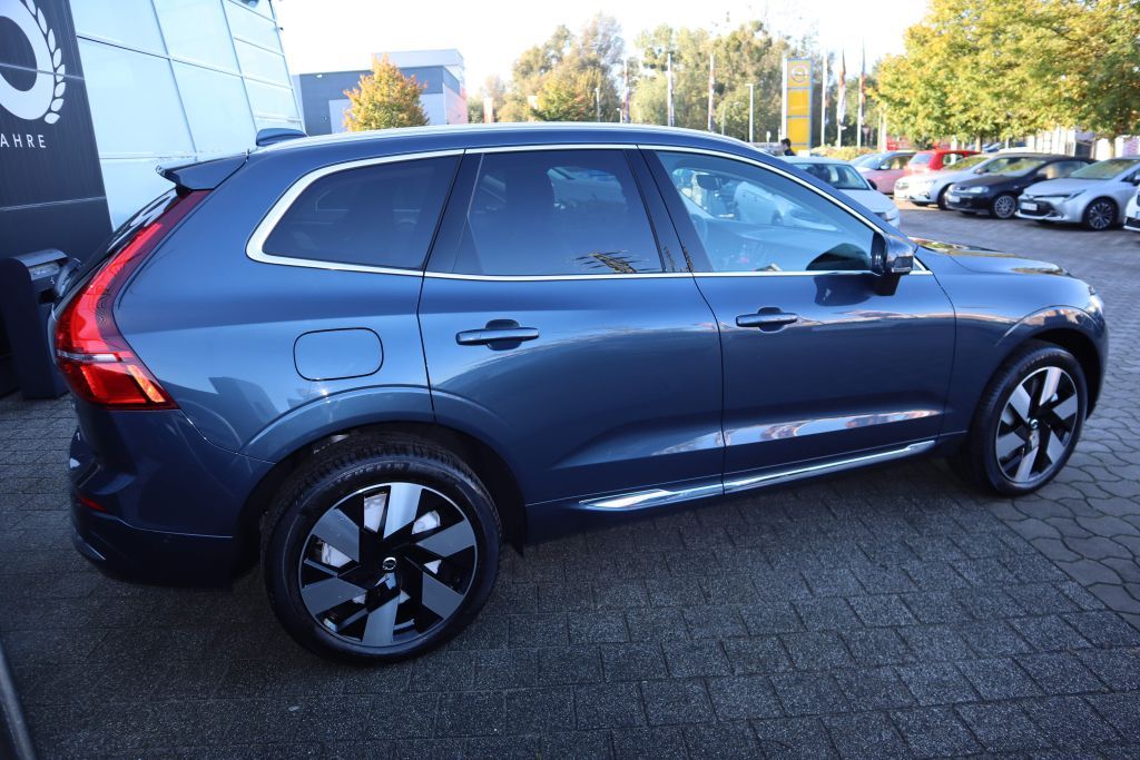 Fahrzeugabbildung Volvo XC60 T6 AWD Plus Bright+Nappa+HUD+SOFORT