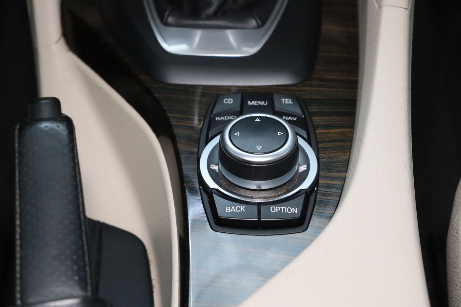 Fahrzeugabbildung BMW X1 xDrive28i * Pano * Leder * Xenon