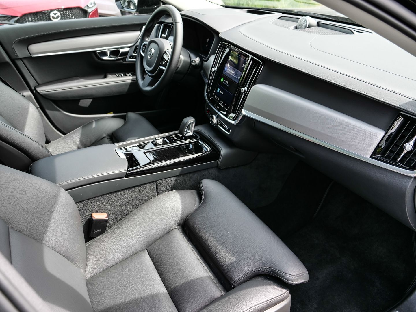 Volvo V90 Kombi Ultra Dark Recharge Plug-In Hybrid AWD foto 13