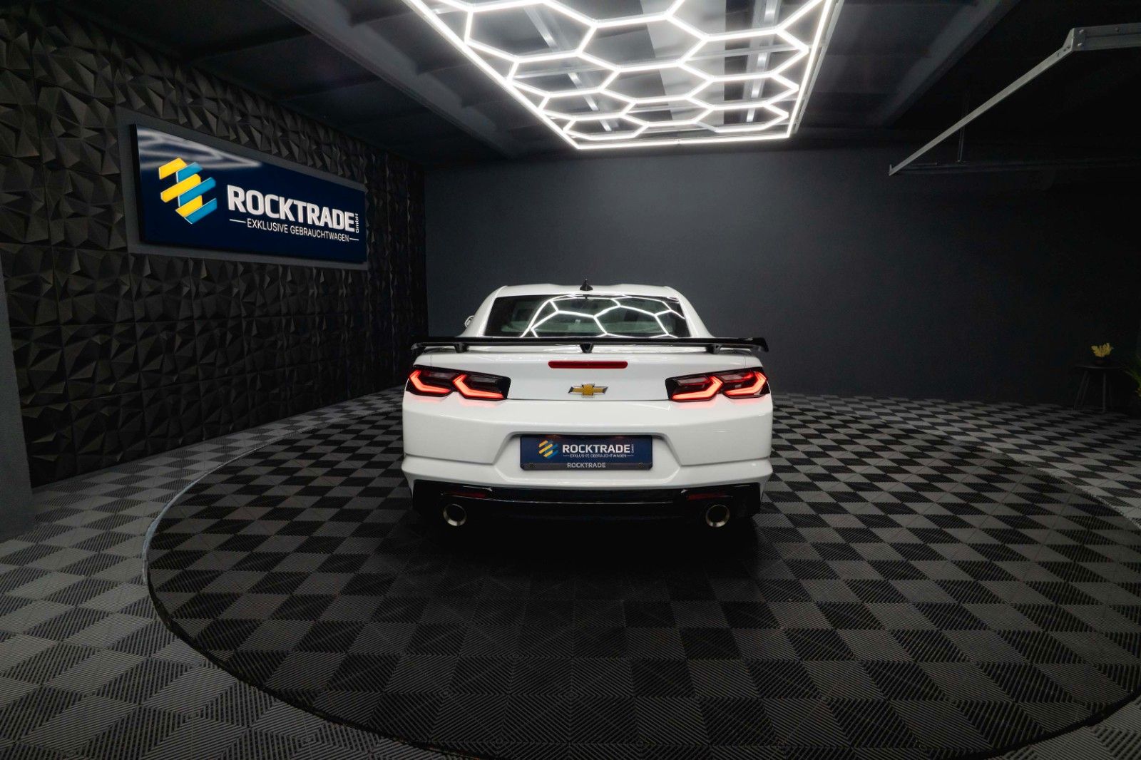 Fahrzeugabbildung Chevrolet Camaro 2.0 Turbo Coupe ZL1 Package *CarPlay*LED*