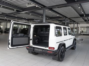 Mercedes G 400 - 9