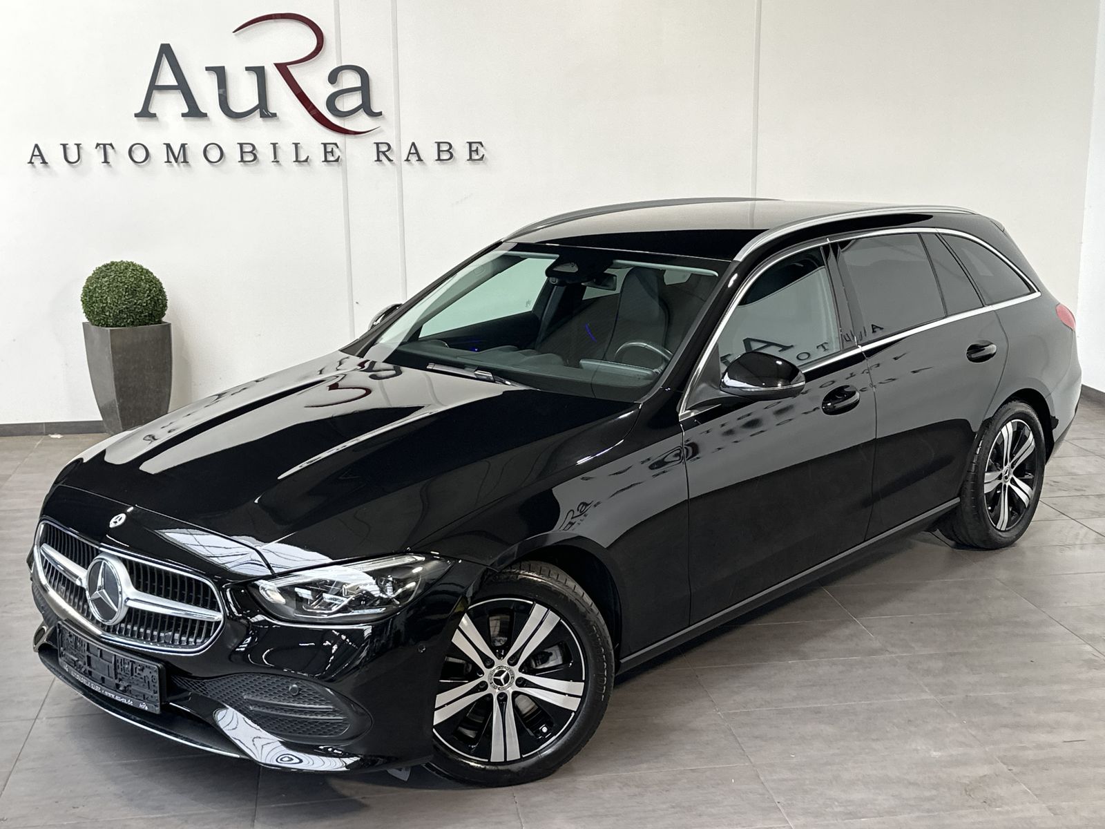 Fahrzeugabbildung Mercedes-Benz C 200d T Avantgarde NAV+LED+KAM+VCOCKPIT+CARPLAY