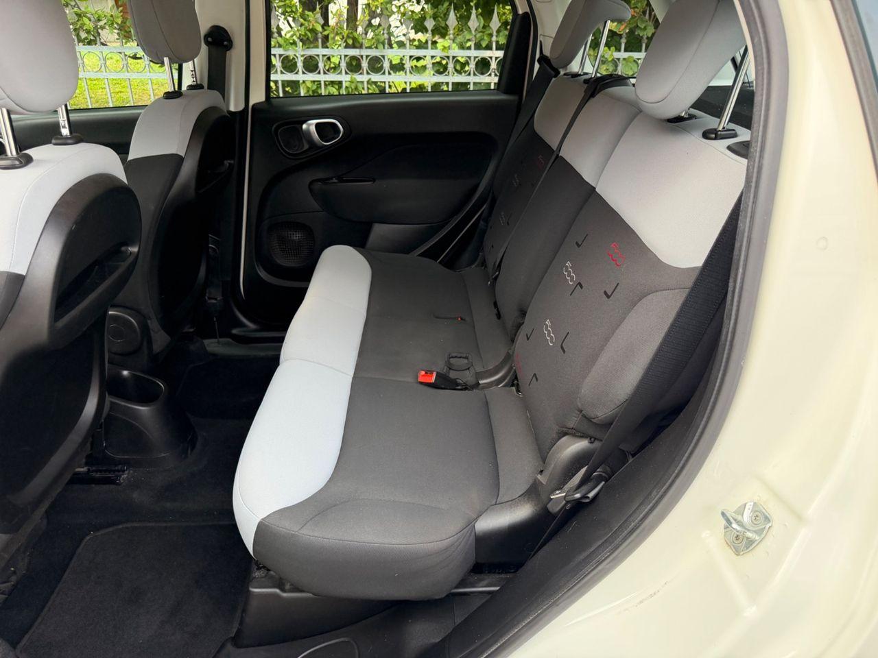 Fiat 500L 2015 — photo 11