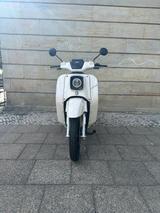 e-Schwalbe e Schwalbe 45 km/h 1 tragbares Lithium-Akku - E-SCHWALBE MOTORRAD