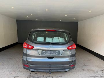 Ford S-Max - 6