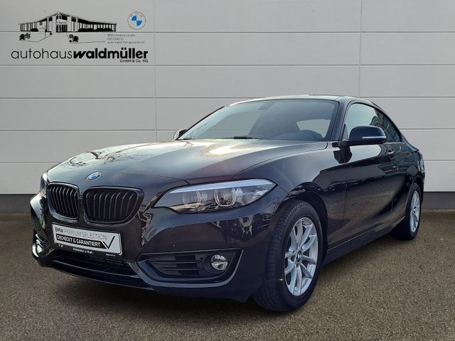 BMW 218i Coupé Advantage