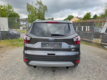 Ford Kuga - 4