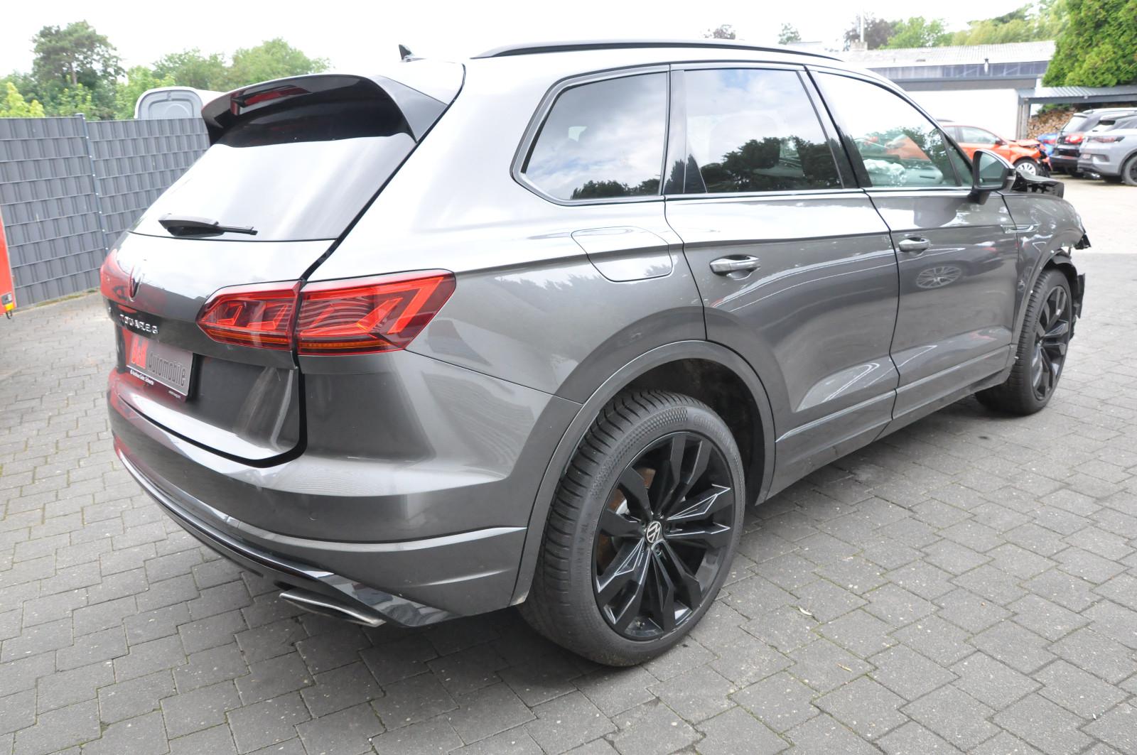 Volkswagen Touareg R-Line 4Motion