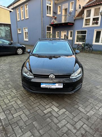 Volkswagen Golf VII Lim. Comfortline BMT