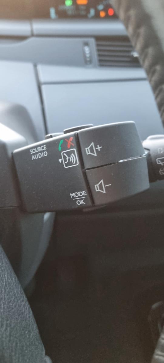 Renault Espace 2014 — photo 12