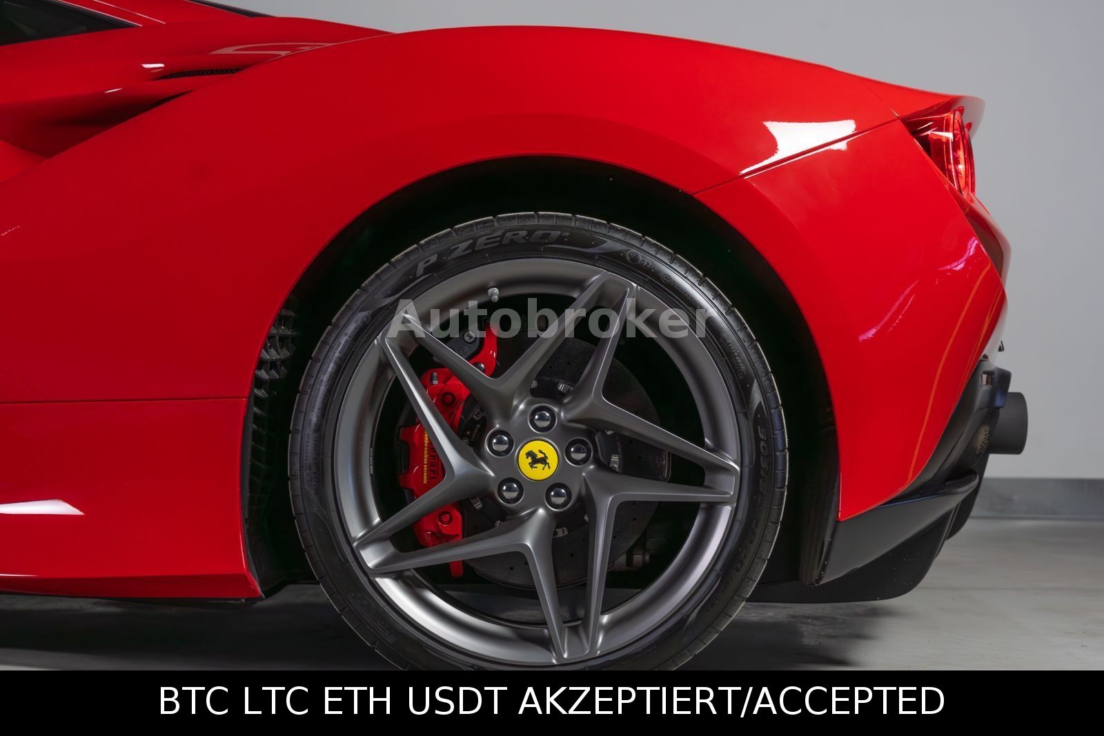 Ferrari F8 – pogled 17