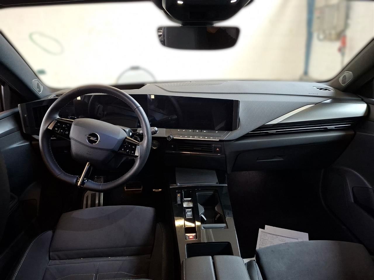 Fahrzeugabbildung Opel Astra L Lim. 1.6 HYBRID GS SPORT NAVI/360°/HUD