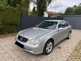 Mercedes-Benz CLK 240 Coupé  Avantgarde Klima PDC Navi - Mercedes-Benz CLK 240: Cabrio