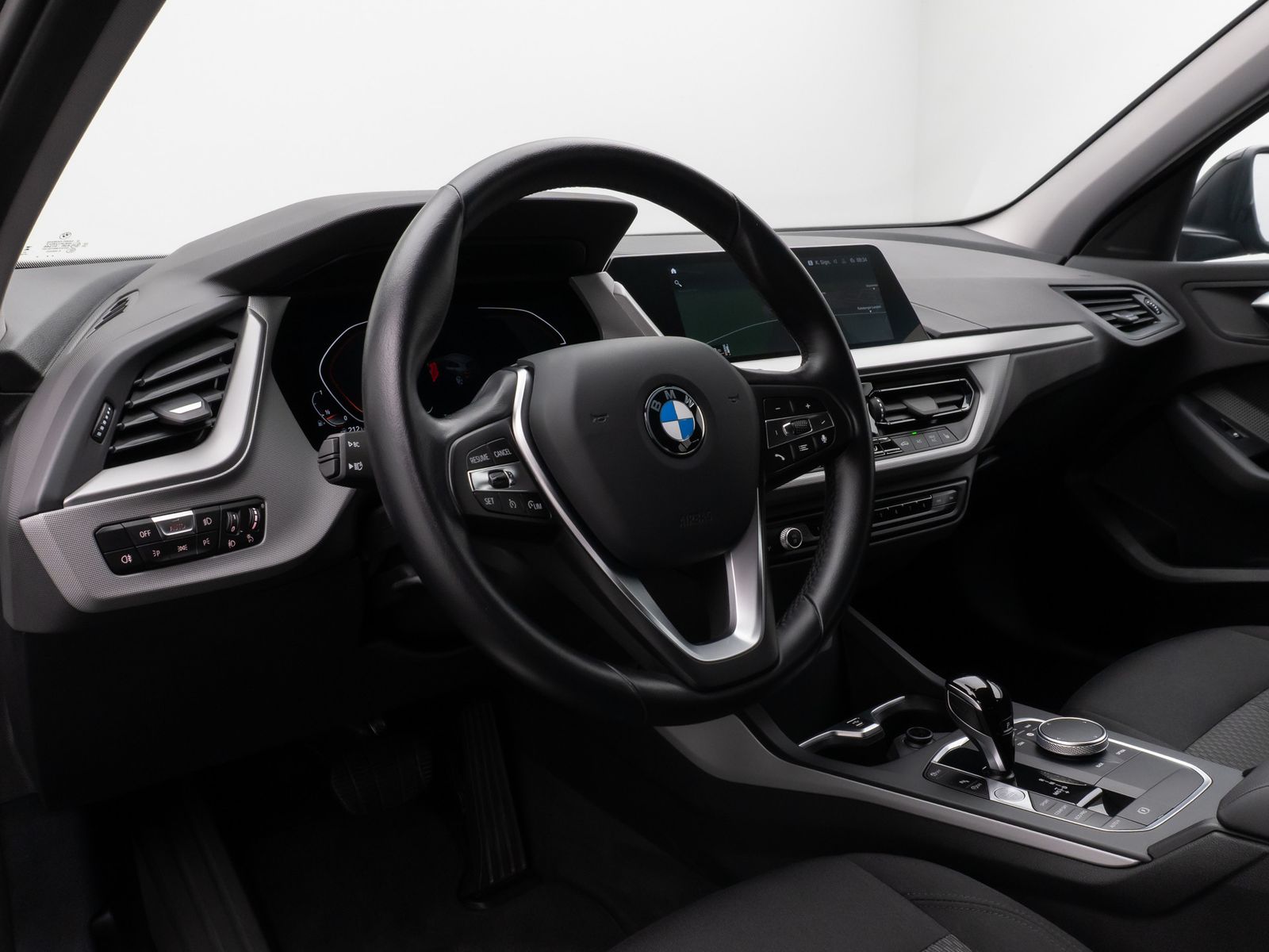Fahrzeugabbildung BMW 116i CockPitPro DAB PDC LED Geschwindigkeitsreg