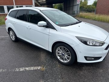 Ford Focus - 8
