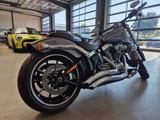 Harley-Davidson BREAKOUT 103 SCREAMING EAGLE AUSPUFF THORCAT 260 - Harley-Davidson Motorräder in Hamburg