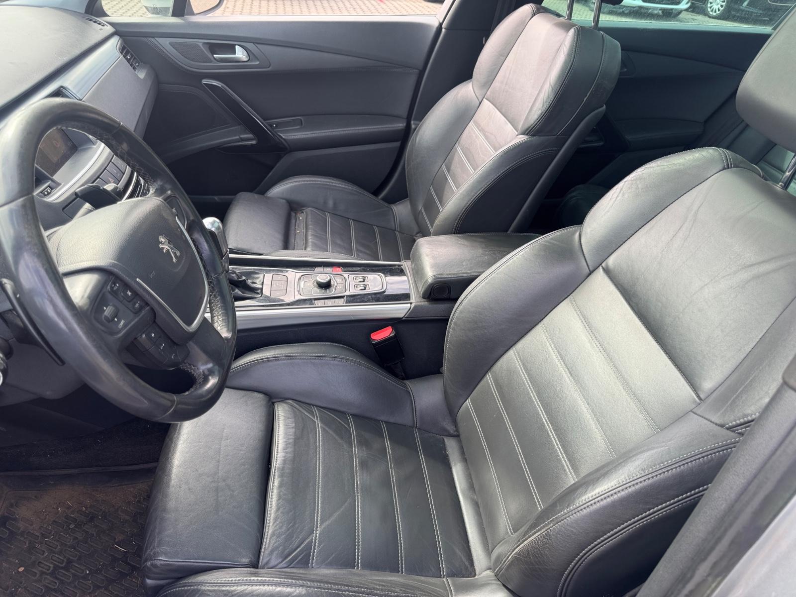 Peugeot 508 2011 — photo 13
