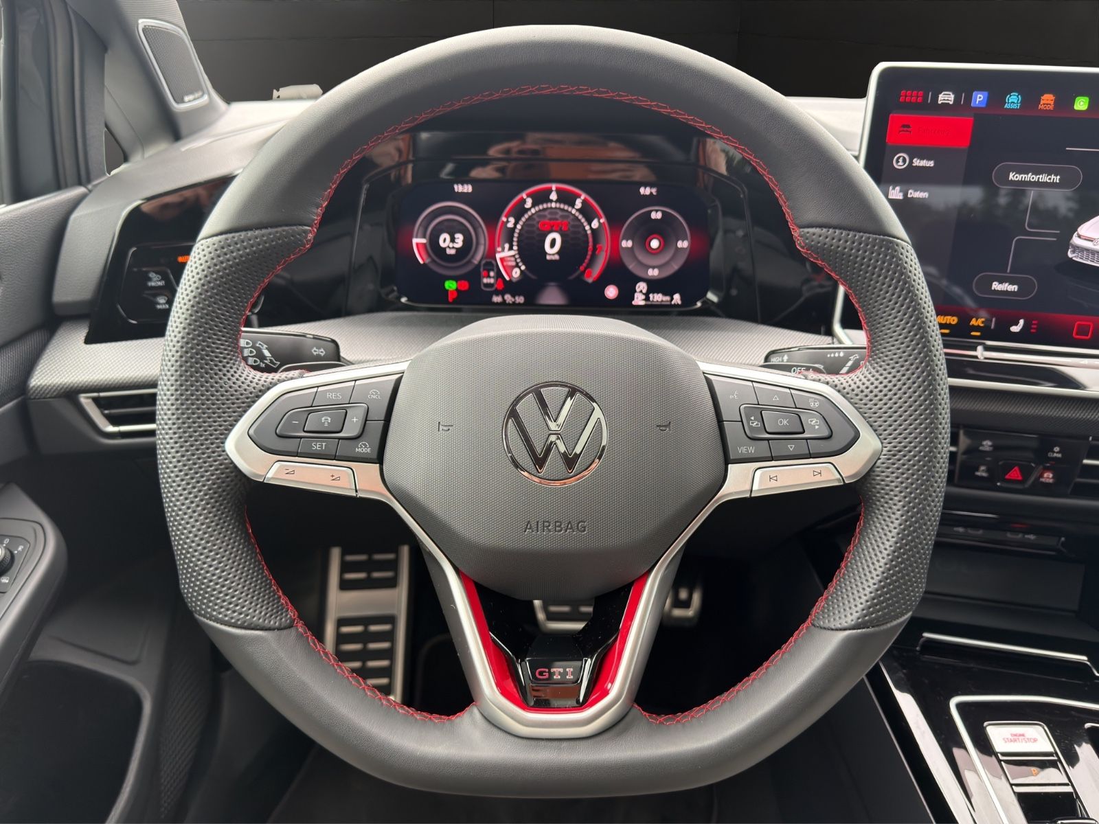 Volkswagen Golf VIII GTI Clubsport *Akrapovic/Panodach/H&K foto 10