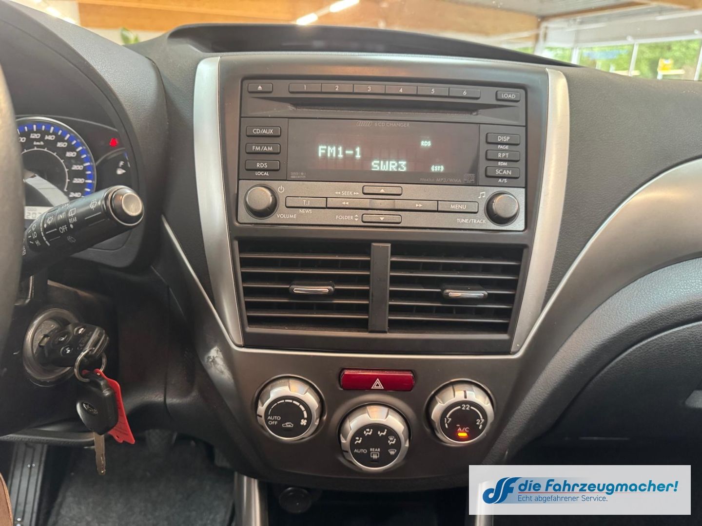 Fahrzeugabbildung Subaru Forester Comfort Xenon Alu Klima el.SP *EXPORT