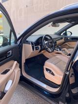 Porsche Cayenne 3.0 V6 Tiptronic  approved Garantie 2026 - Porsche Cayenne mit Benzin-Antrieb: Geländewagen, 3.2