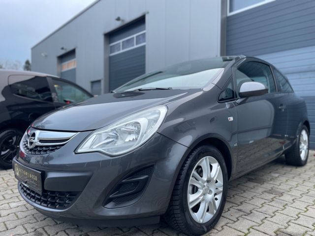 Opel Corsa D*4 ZYL.*PDC*KLIMA*ALUF.*8 x BEREIFT*