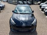 Toyota Yaris Hybrid Club * GR Sport Optik* TOP* - Toyota Yaris GR mit Hybrid-Antrieb (Benzin/Elektro)