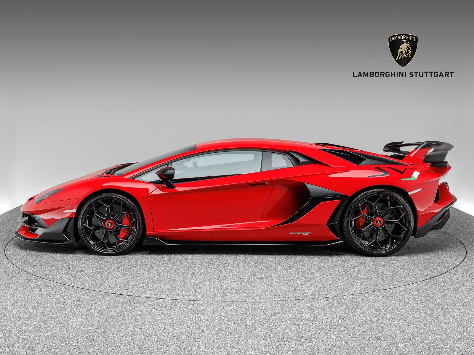 Lamborghini Aventador SVJ