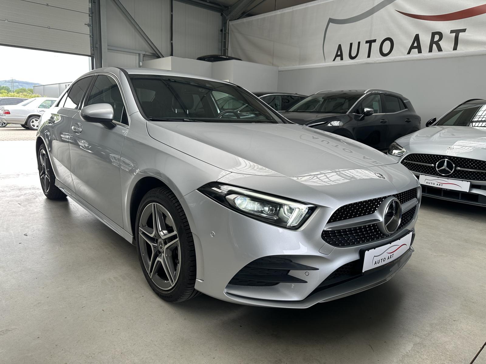 Mercedes-Benz A 250 e AMG Burmester ACC LED STHZ DAB