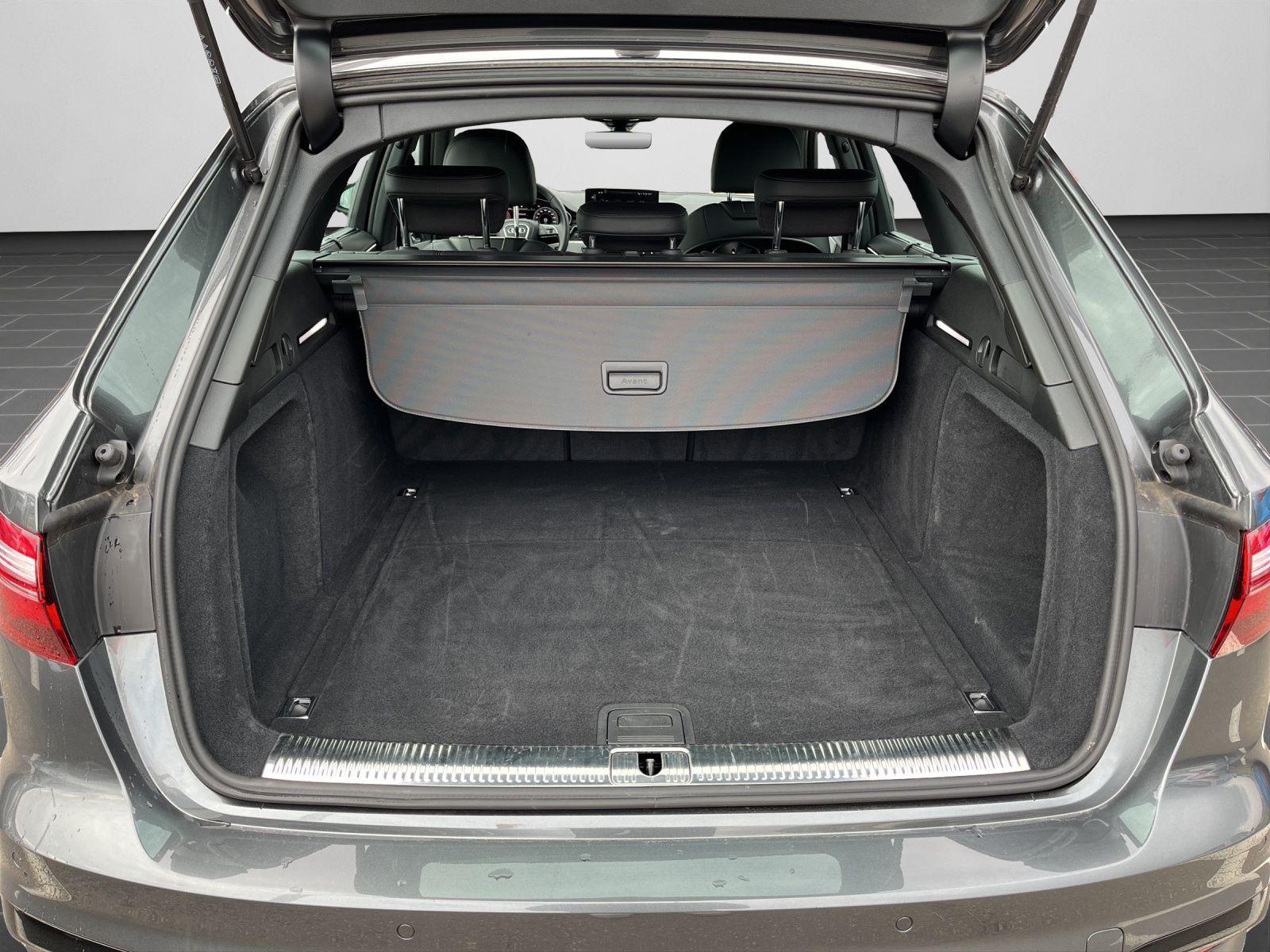 Audi A4 - Bild 16