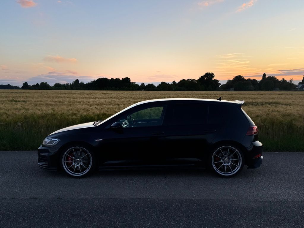 Image of Volkswagen Golf