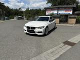 BMW 330i M Sport, Schalter - EXTREM SELTEN!!, AHK, L - BMW 330 mit Benzin-Antrieb: Limousine, 330i