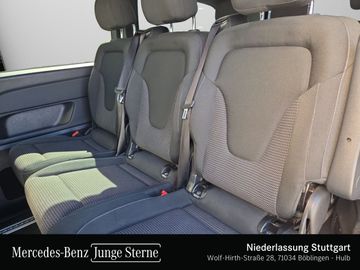 Mercedes V 220 - 11