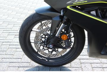 Honda CBR650R e-Clutch